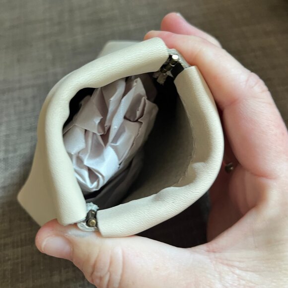 Portland Leather Penny Pouch in BONE - brand new! - Picture 4 of 4